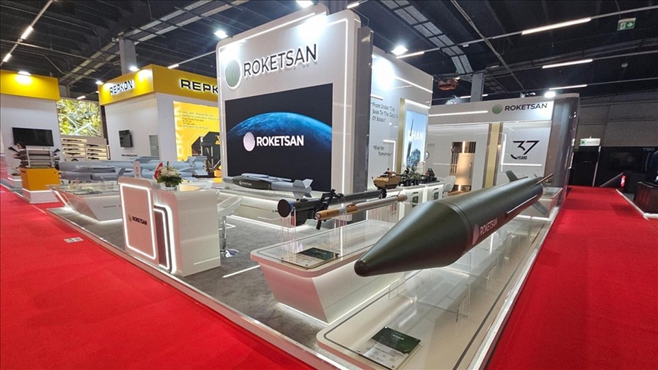 Roketsan, ürünlerini Polonya’da sergiliyor
