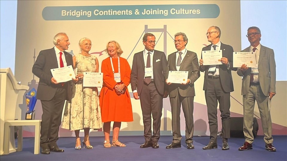 Nöroradyoloji derneklerinin temsilcilerinin buluştuğu İstanbul’daki kongre tamamlandı