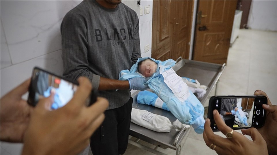 İsrail’in Gazze’de dayattığı açlık hamile kadınlarda düşük ve prematüre bebeklerde ölümlere yol açıyor