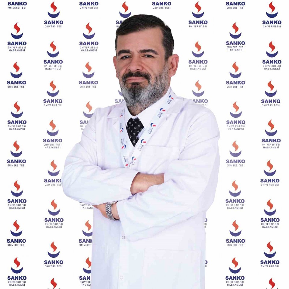 Prof. Dr. Yıldırım: “Memede hissedilen her kitle, kanser olmasa da değerlendirilmelidir”