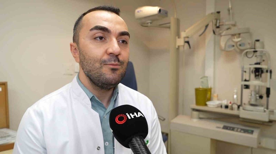 Uygunsuz kontak lens kullanımına dikkat: “Acılar içinde göz kaybedilebilir”