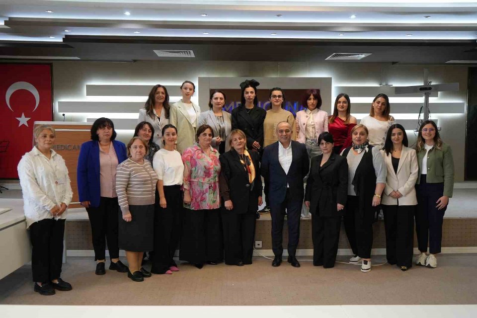 Gürcü sağlık çalışanları, 1 gününü Samsun’daki hastanede geçirdi