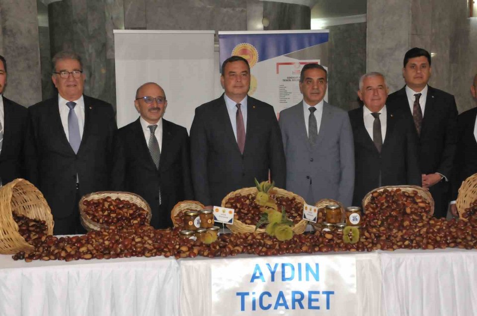 Aydın’da sezonun ilk kestanesi kilosu 550 TL’den alındı