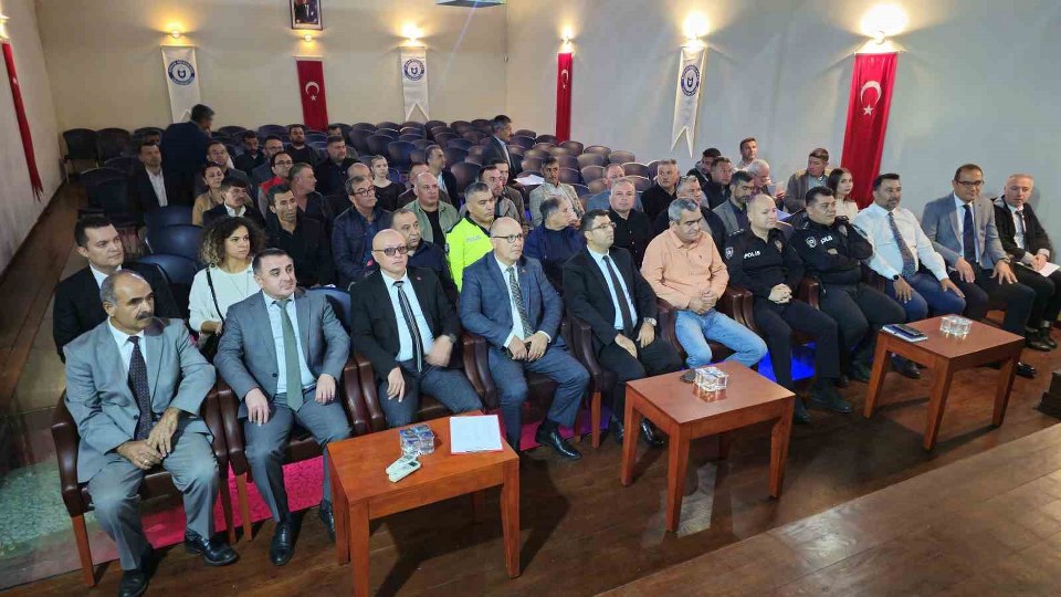 Sultanhisar’da “genel tarım sayımı eksik parseller” konulu toplantı yapıldı