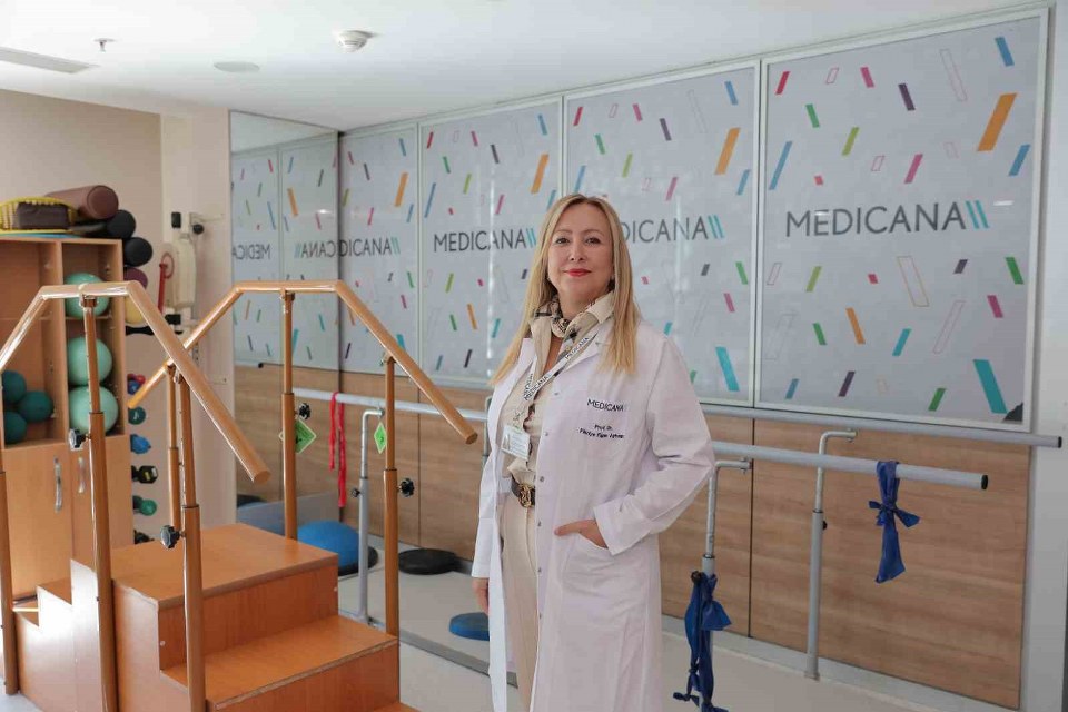 Prof. Dr. Figen Ayhan: “Meme kanseri tedavisi alan her 5 kadından birinde lenfödem gelişme riski vardır”