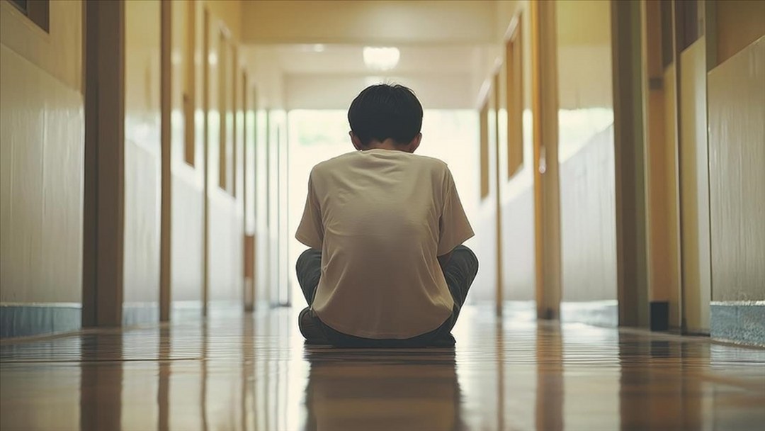 Akran zorbalığını engellemenin yolu okul-aile-öğrenci işbirliğinden geçiyor