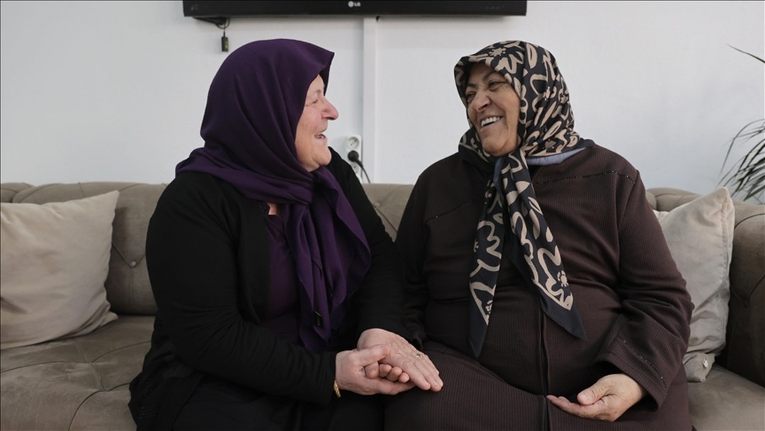 Erken teşhisle meme kanserini yenip ikinci baharlarını yaşıyorlar