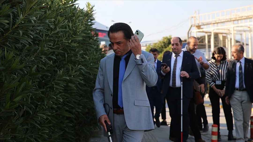 “Görünen Adımlar” uygulaması Aydın’daki görme engellilerin hastanedeki “gözü” oldu