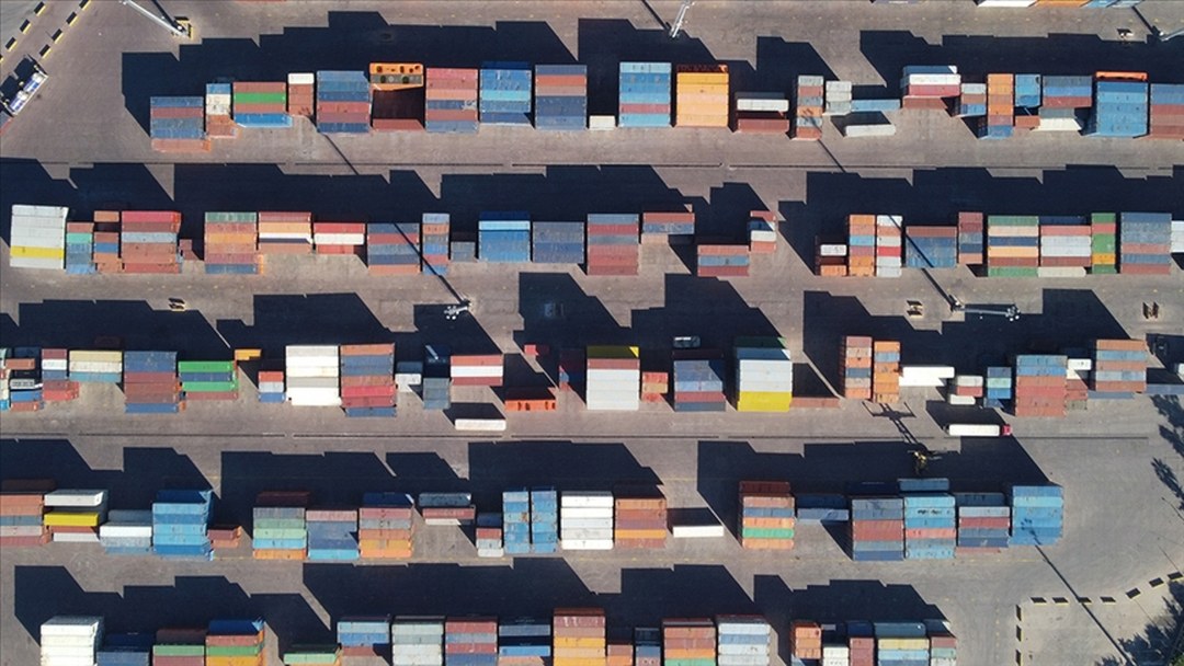 Serbest bölgelerde 9 aylık ticaretin yaklaşık yarısını ihracat oluşturdu