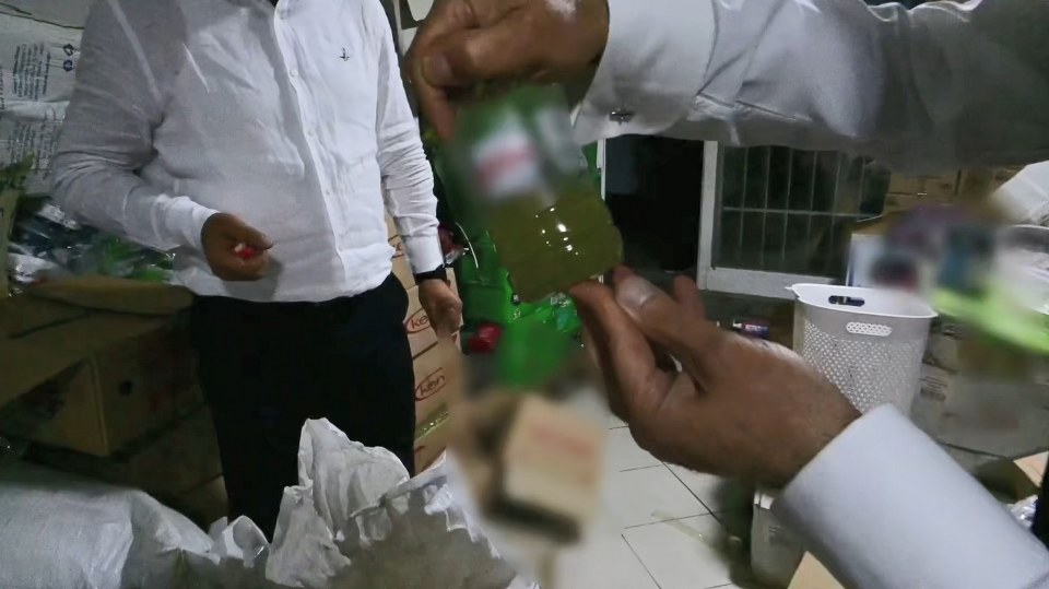 Bakan Yumaklı: “Son tüketim tarihi geçmiş yaklaşık 30 ton gıda ürünü ele geçirilmiştir”