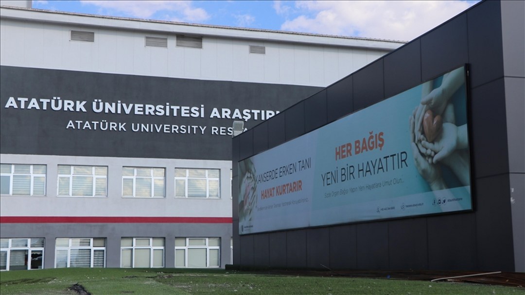 Doğu’nun sağlık merkezinde 10 ayda 34 hasta organ nakliyle yaşama tutundu