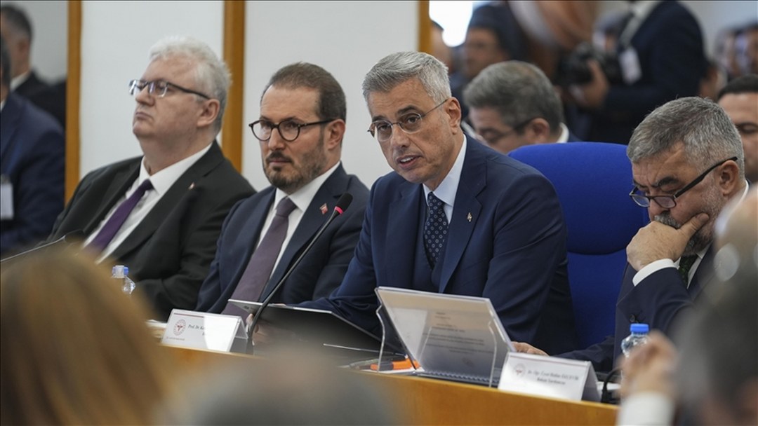 Bakan Memişoğlu: 2025’in ilk 10 ayında 16 milyon MR, 17 milyon BT çekimi yapılmıştır