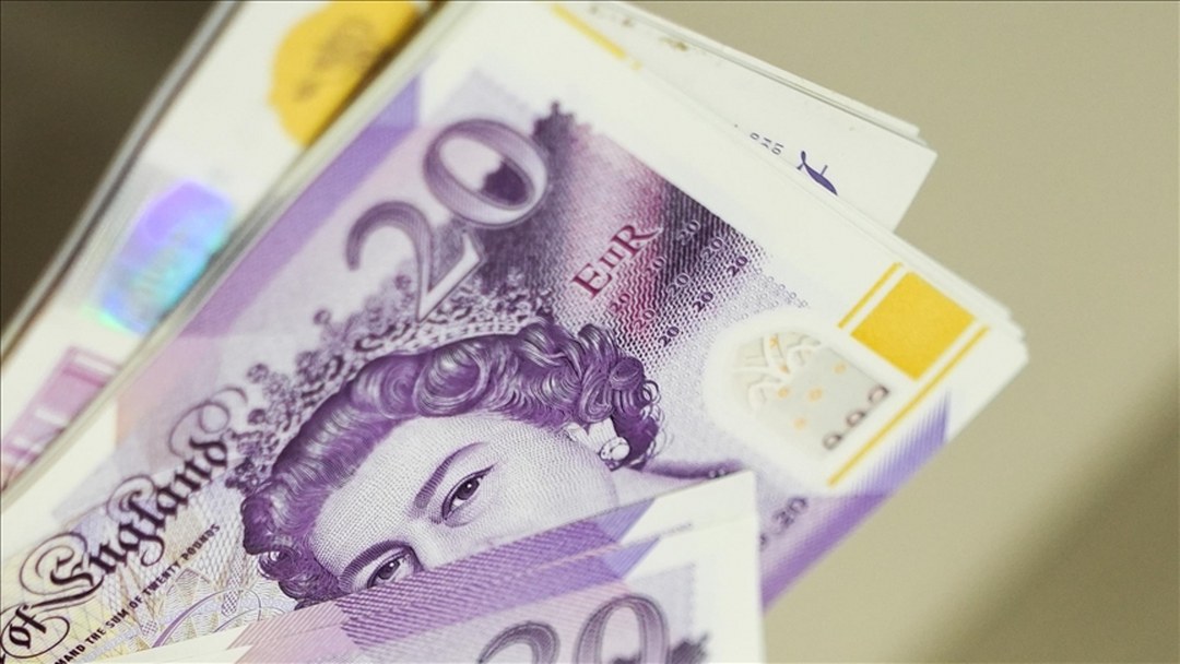 İngiltere’de yıllık enflasyon ekimde, hazirandan beri ilk kez yavaşladı