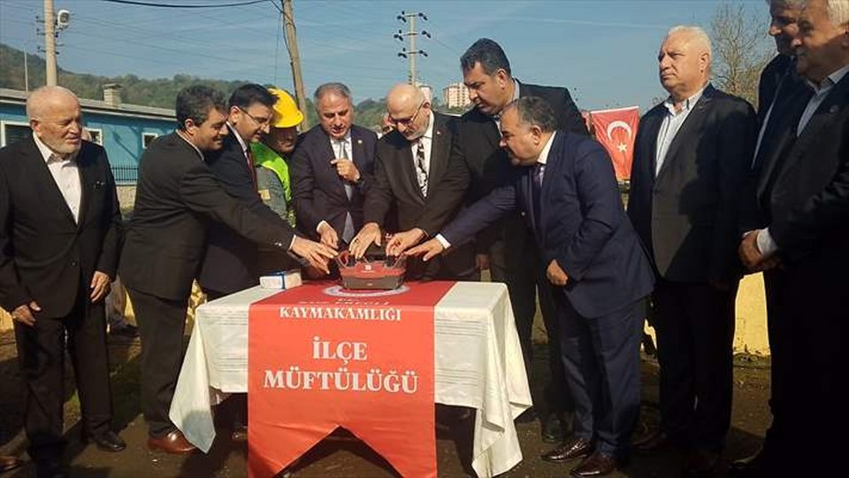 Diyanet İşleri Başkan Yardımcısı Şahin, Zonguldak’ta Kur’an kursunun temel atma töreninde konuştu: