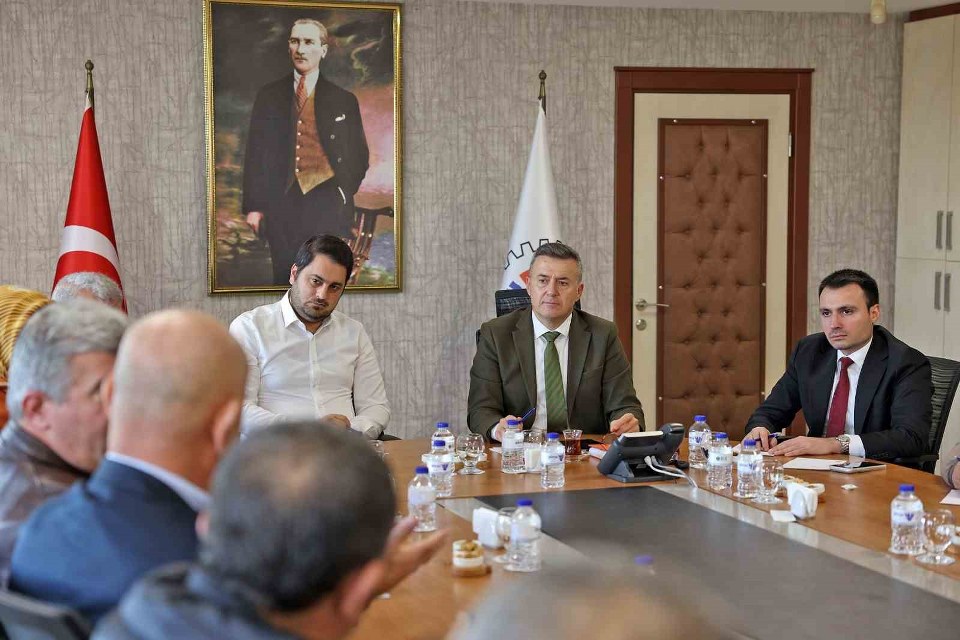 Yerli muz için güçlü kooperatif mesajı