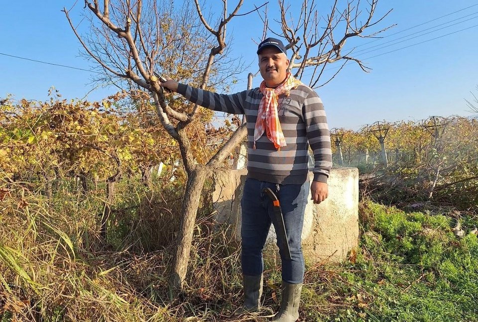 Çiftçinin mesaisi kışın da sürüyor