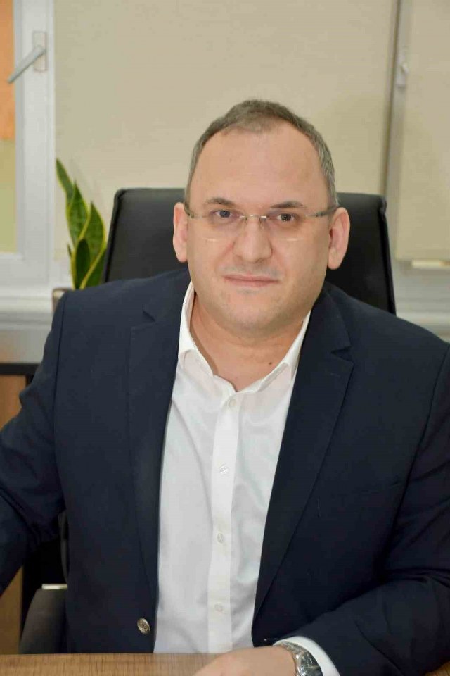 Dr. Öğr. Üyesi Mehmet Uluşahin: “Fıtık sanıldığı kadar masum değil”