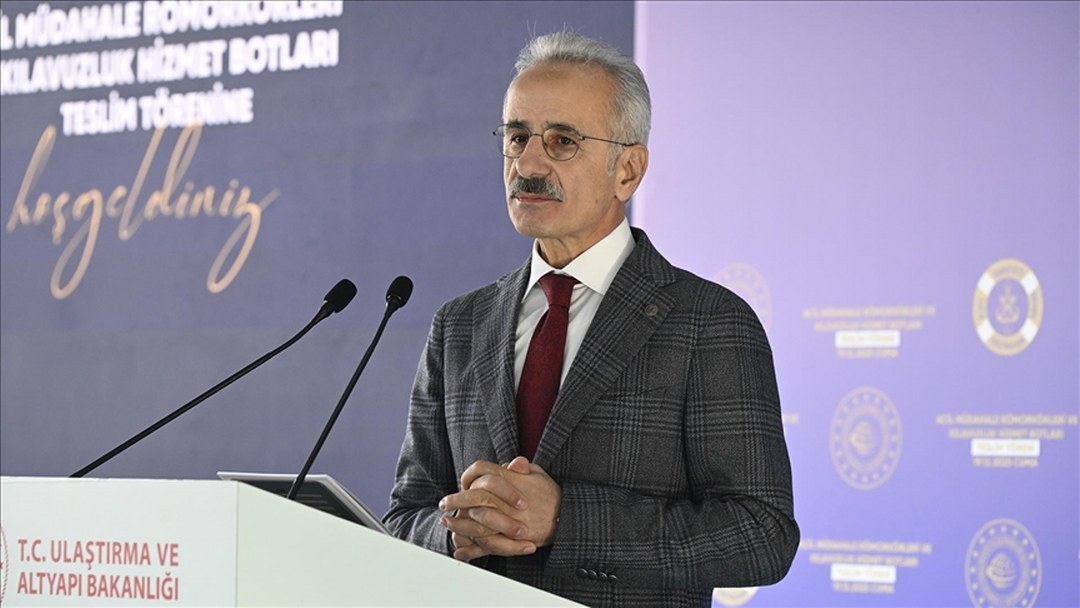 Bakan Uraloğlu: Türkiye, deniz ulaşımı ve uluslararası ticaret faaliyetleri açısından anahtar konumdadır