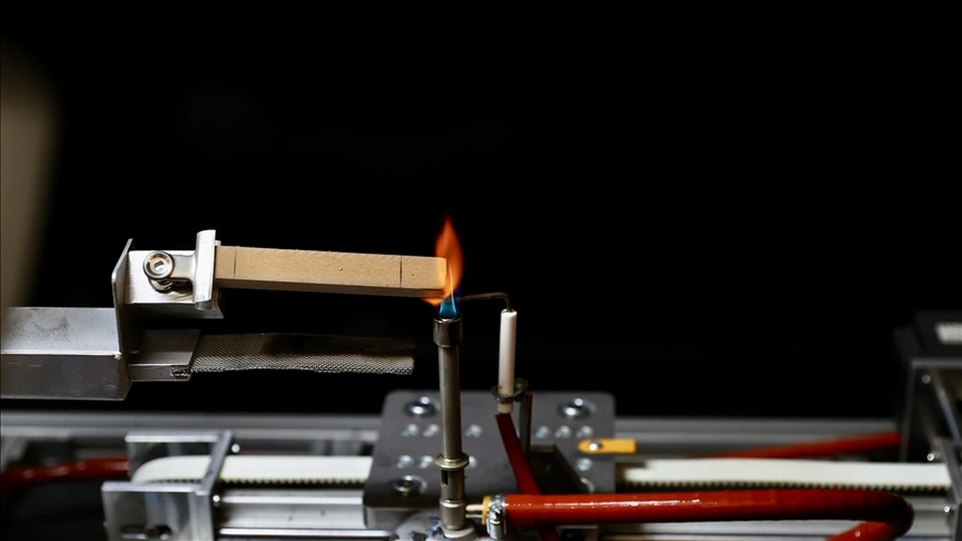 KTÜ’lü akademisyenler yanmaya dayanıklı MDF panel geliştirdi