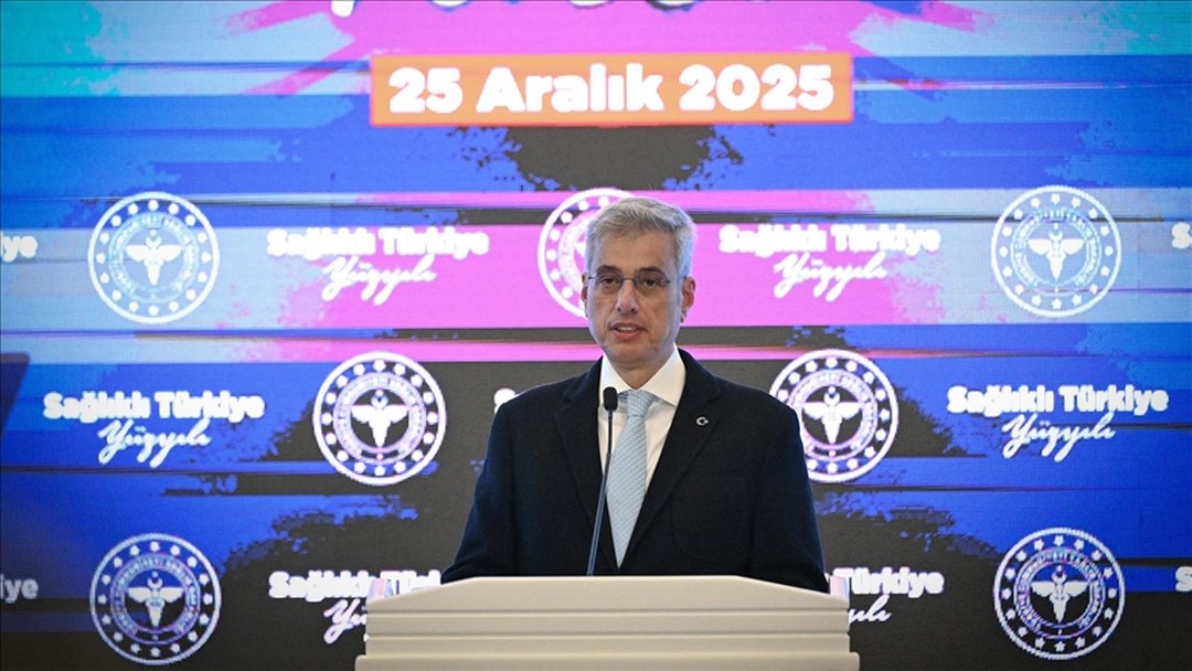 Bakan Memişoğlu: Bu yıl hizmete aldığımız 856 yeni ambulansımızla birlikte toplam filomuzu 6 bin 308’e ulaştırdık