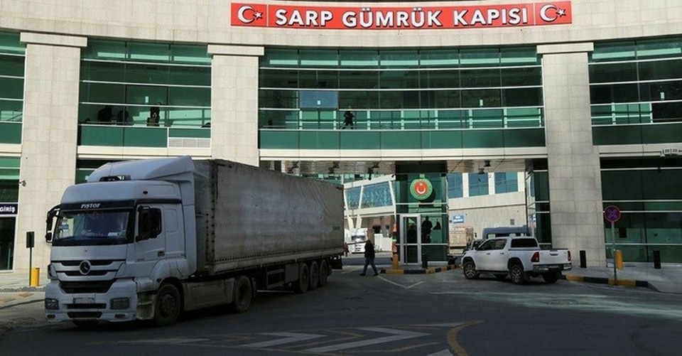 Sarp Sınır Kapısı’nda Kasım’da rekor tır trafiği