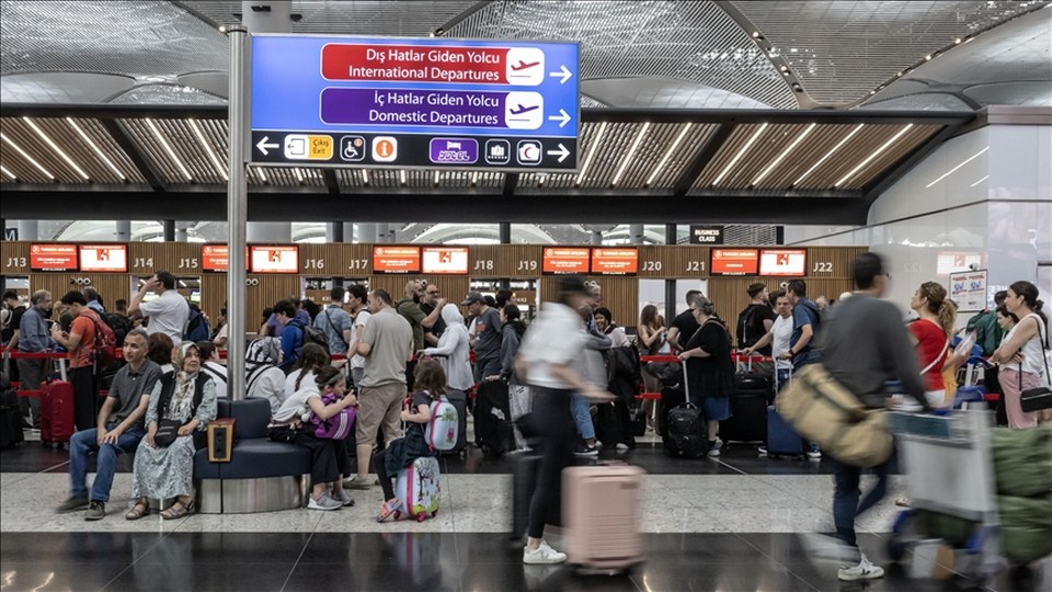 Türkiye genelindeki havalimanları 11 ayda 229,7 milyon yolcuya hizmet verdi