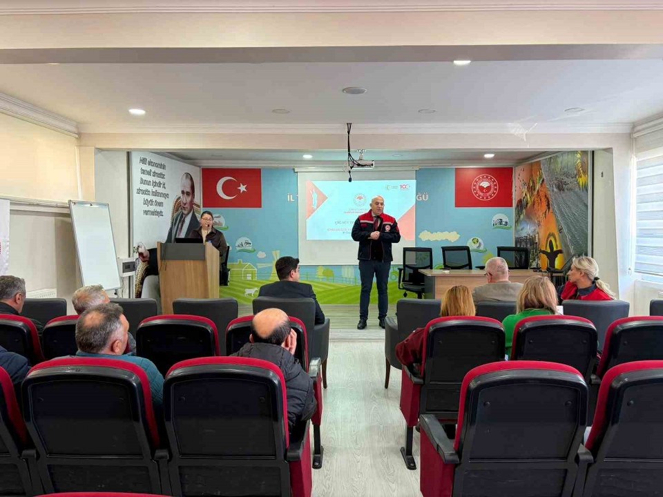 Çiğ sütte üretim sözleşme değişliği bildirim süreleri 30 güne çıkarıldı