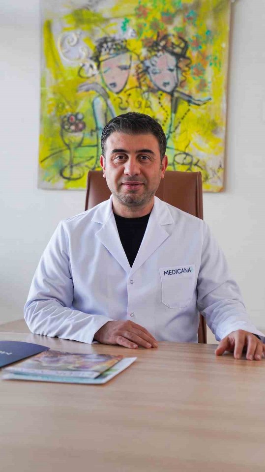 Baş ağrılarının sessiz tetikleyicileri: Diş sıkma ve kötü duruş