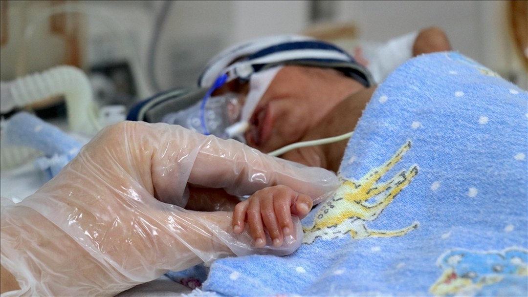 Van’daki üniversite hastanesinde geçen yıl 329 prematüre bebek tedavi edildi