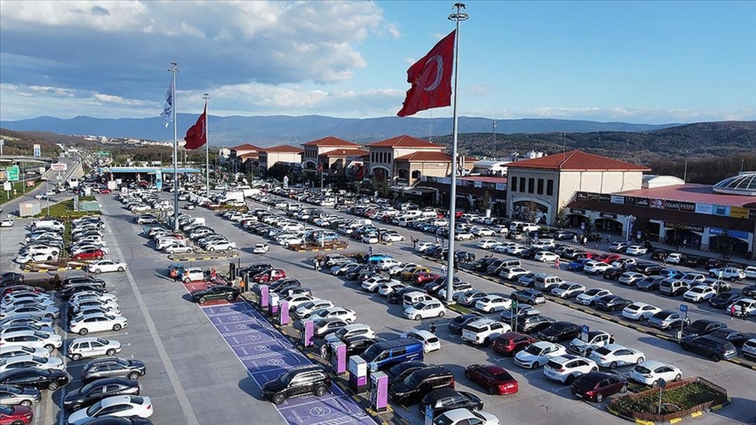 Türkiye’de 2025’te yaklaşık 200 bin elektrikli araç satıldı