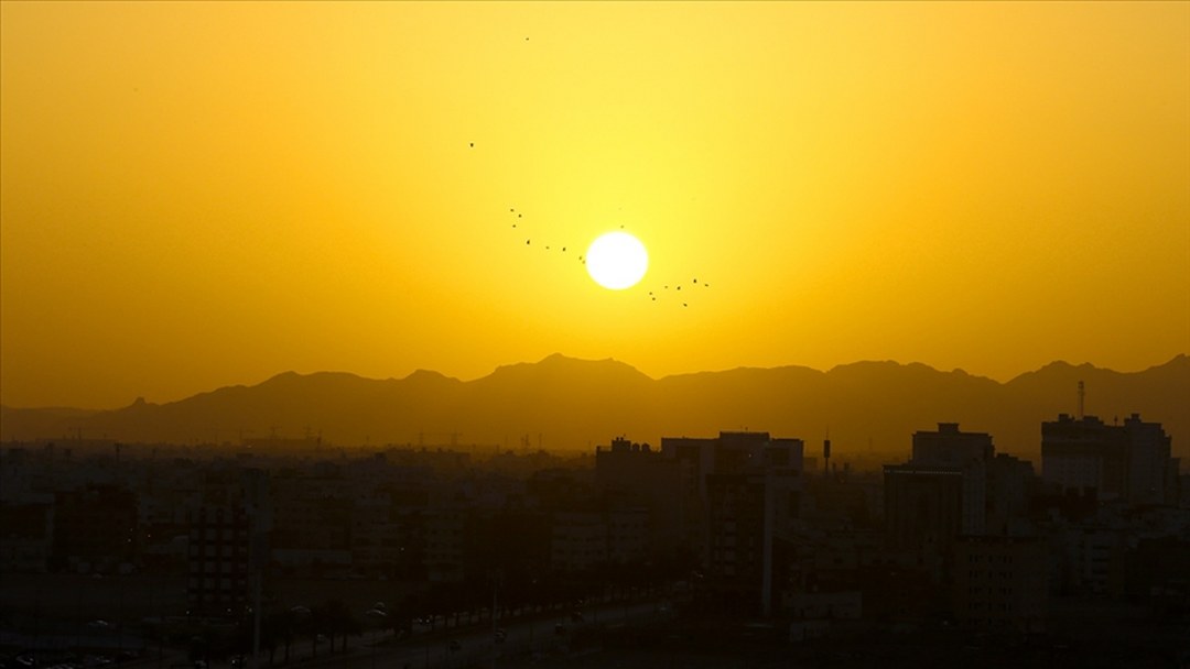Uyku sorunu yaşayan gençlere “sabah güneşi” önerisi