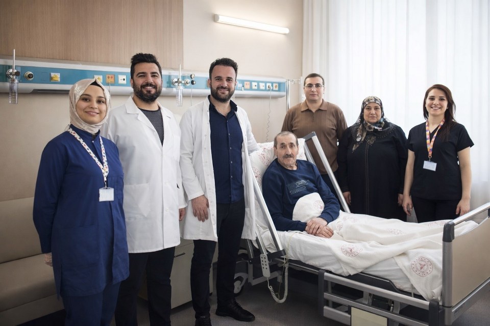 Şanlıurfa’da bir ilk: Omuzdan girilerek kalp kapakçığı değiştirildi