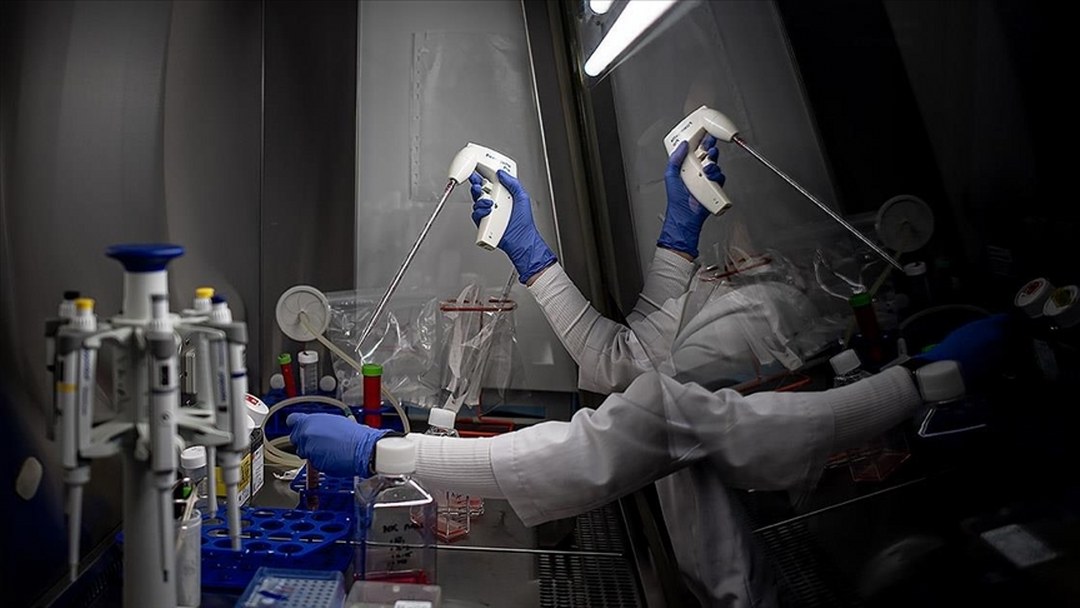 Tarama, aşı, erken tanı ve tütünden uzak yaşam kanserden korunmada etkin rol oynuyor