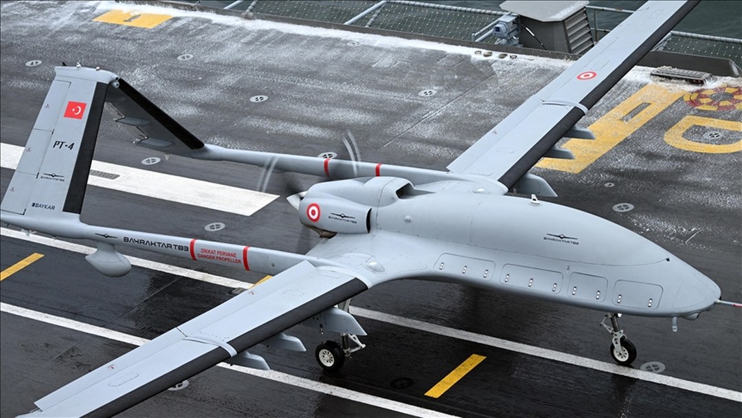 Bayraktar TB3 SİHA’nın NATO tatbikatında hedefi tam isabetle vurması NATO Komutanı’nın takdirini topladı