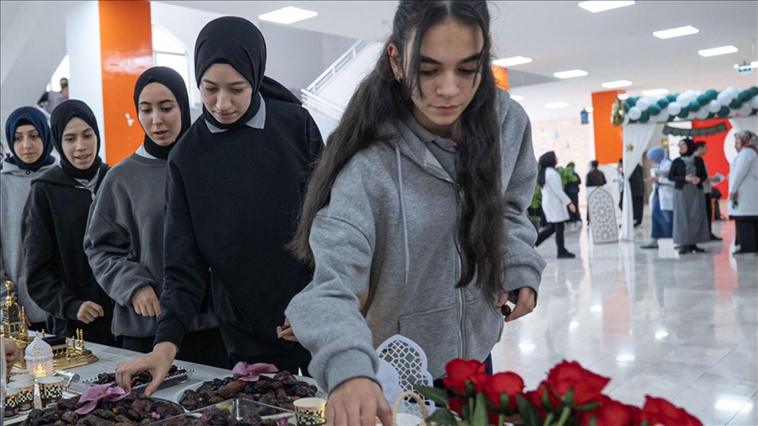 Ramazanda okullarda “Maarifin Kalbinde Ramazan” temalı etkinlikler düzenlenecek