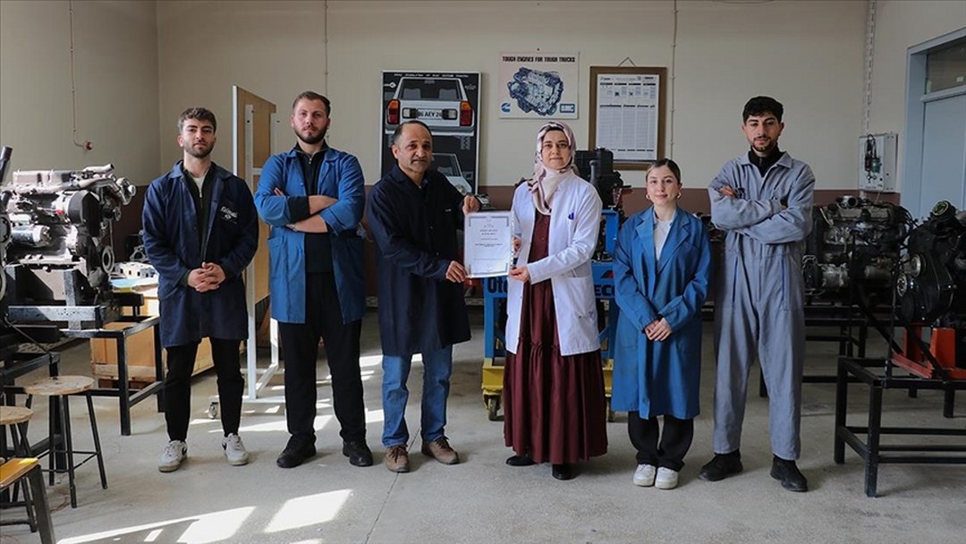 Van’da benzinli araçlara ek menzil sağlayan çevre dostu yakıt katkı maddesi geliştirildi