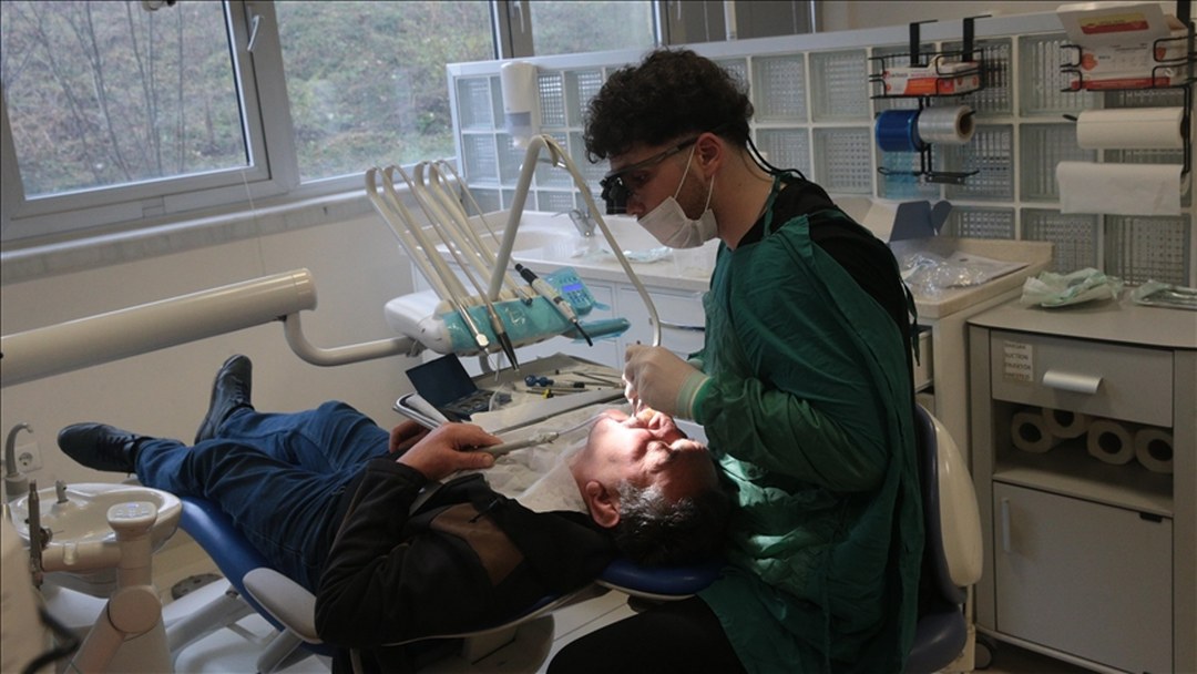 Uzmanlardan ramazanda ağız ve diş sağlığını ihmal etmeme uyarısı