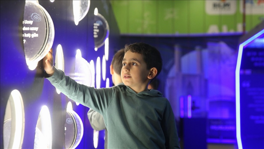 Erzurum’da çocuklar Türkiye’nin uzay misyonunu yakından tanıyor