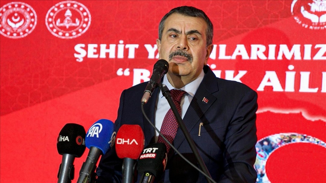 Bakan Tekin: Bana düşen görev şehidine, gazisine, onların mirasına sahip çıkma bilincini gelecek kuşaklara aktarmak