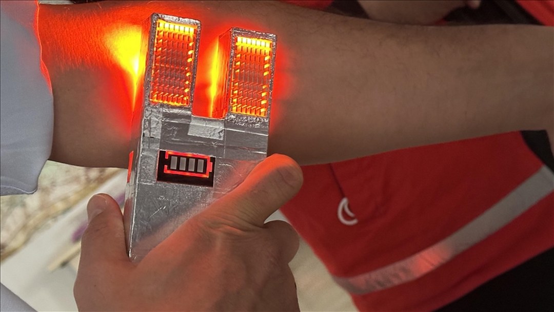 Konya’da fizik öğretmeninin geliştirdiği “damar bulucu” sağlık çalışanlarının işini kolaylaştıracak