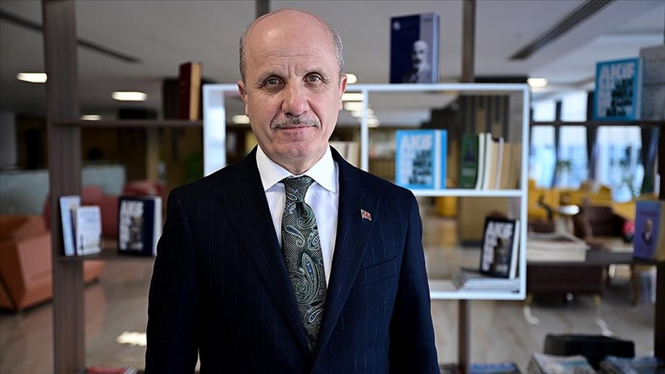 YÖK Başkanı Özvar, üniversitenin 3 yılda bitirilebilmesine ilişkin uygulamayı değerlendirdi