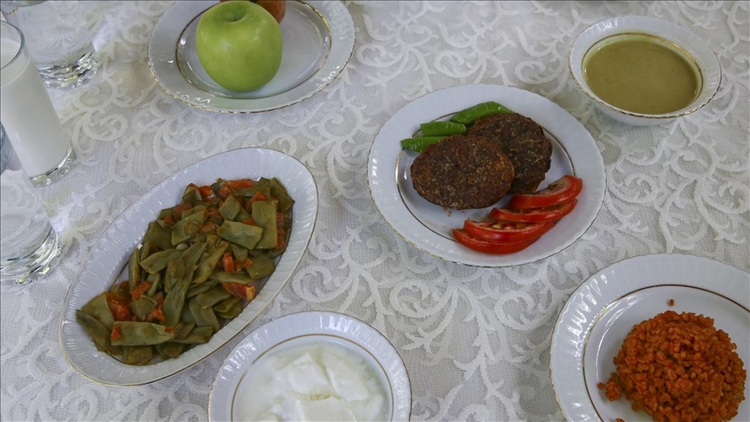 Bayramda “dengeli beslenme” uyarısı