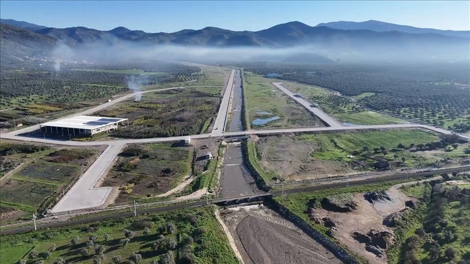 İzmir Bayındır Sera Organize Tarım Bölgesi’nde altyapı çalışmaları tamamlandı