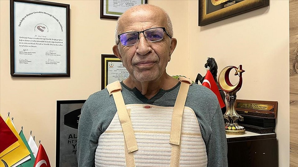 Antalya’da üç damarı tıkalı hasta baypasla sağlığına kavuştu