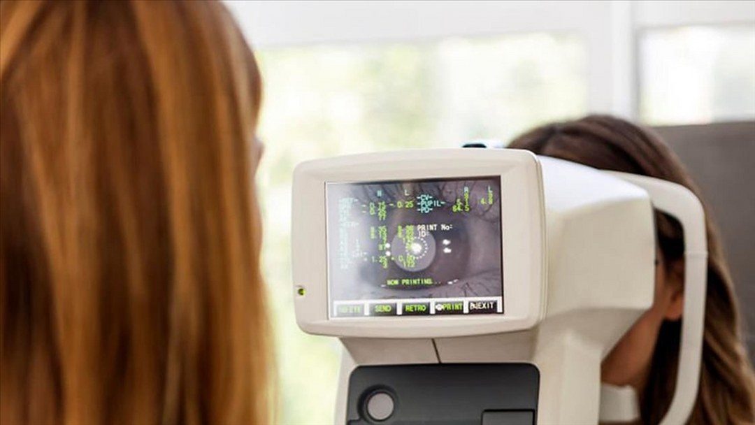 Göz tansiyonunda erken tanı körlüğün önüne geçiyor