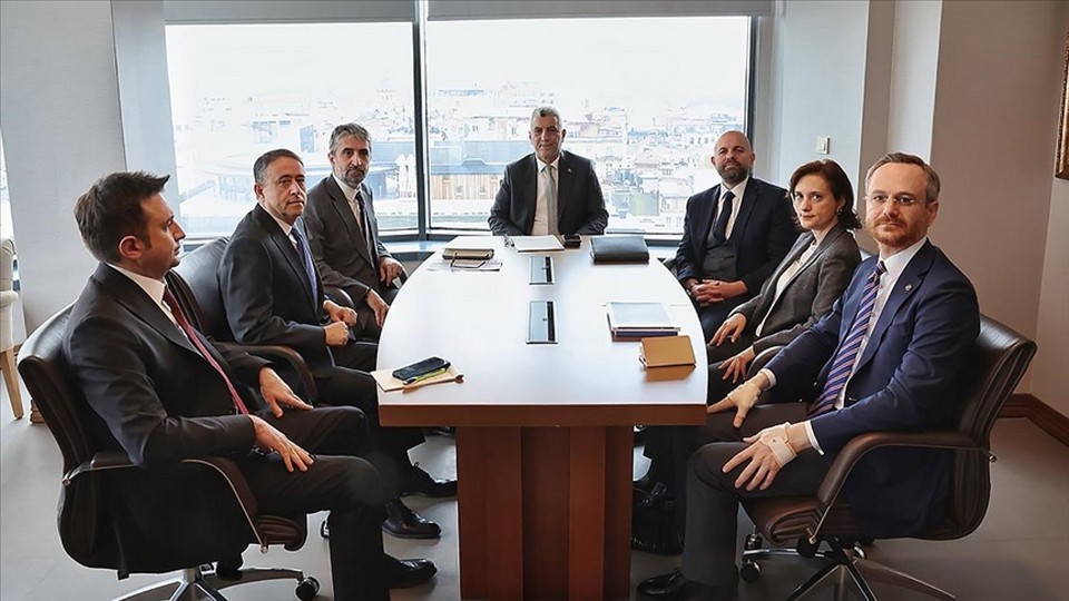 Bakan Bolat, TÜSİAD Başkanı Ozan Diren ve yönetim kurulunu kabul etti