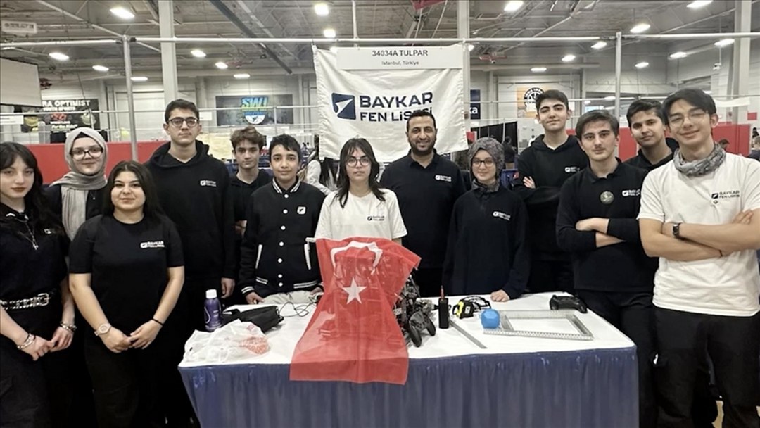 Baykar Fen Lisesi öğrencileri ABD’de düzenlenen robotik yarışmasında çeyrek finale yükseldi