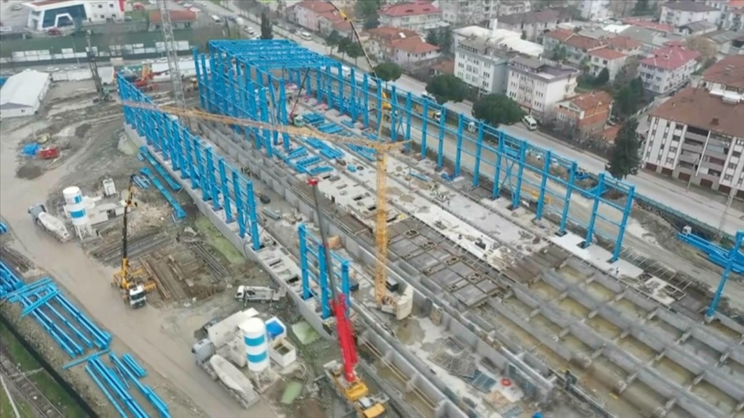 Sakarya’daki Türkiye’nin ilk hızlı tren fabrikasının yapımında yüzde 55 ilerleme sağlandı