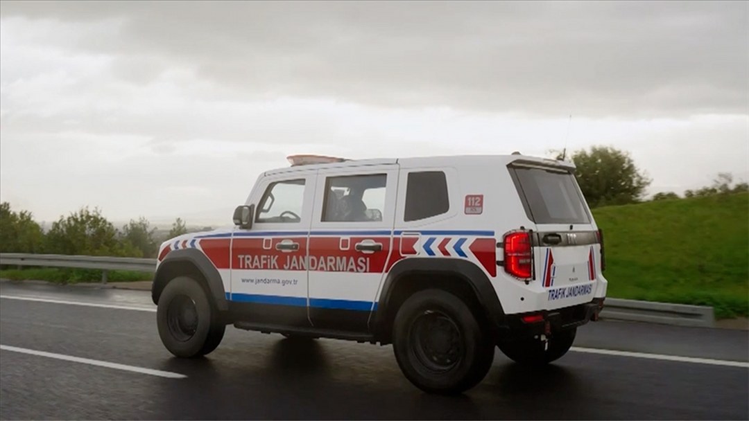Türkiye’nin ilk yerli ve milli zırhlı SUV aracı TULGA 4×4 göreve başladı