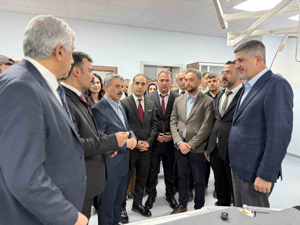 Bölgesel sağlıkta yeni aşama: Kâhta’da anjiyo ünitesi açıldı